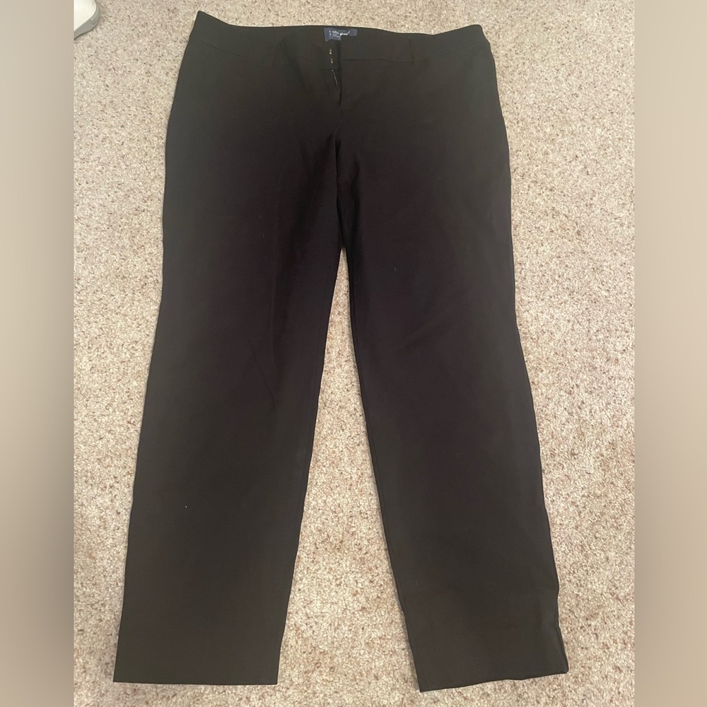 Pinkie cropped pants